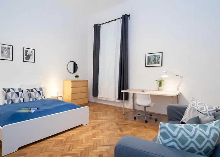 Comfortable Central And Quiet Apartment