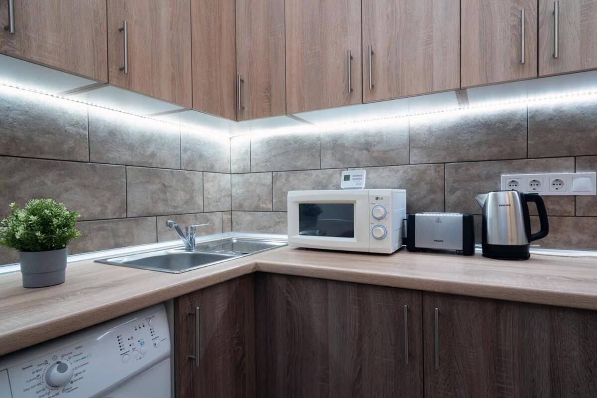 Comfortable And Quiet Appartement *